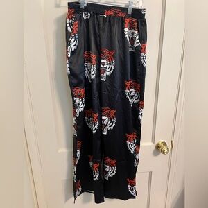 Tiger pants